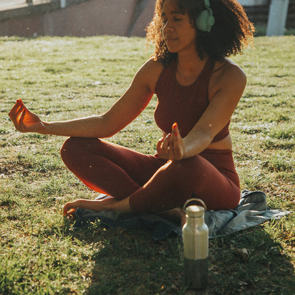 12oz-rise-reflect-with-bamboo-cap-v1 16oz_rise_reflect_yoga_park_headphones_square.jpg