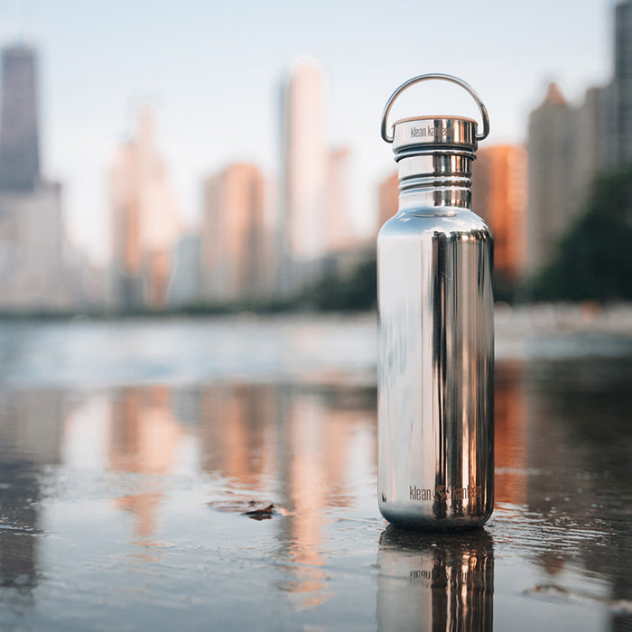 27oz-reflect-with-bamboo-cap-p7 K27SSLRF-MS-BAMBOO_reflecttion_bottle_lifestyle.jpg