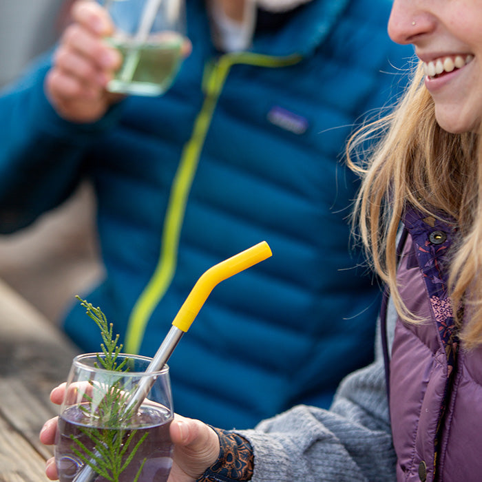 straw-4-pack-b1 recycled_steel_straw_drink_smile_lifestyle.jpg