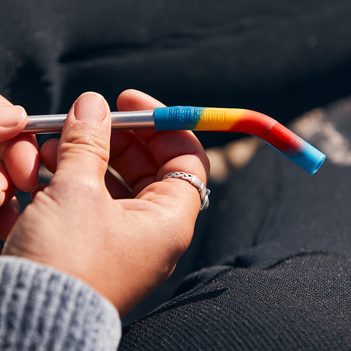 straw-4-pack-short-z0 recycled_steel_straw_rainbow_lifestyle_07eca498-0e26-4011-9726-c9ceaab86849.jpg