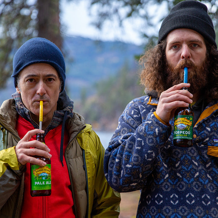straw-4-pack-t5 recycled_steel_straws_beers_dudes_lifestyle.jpg