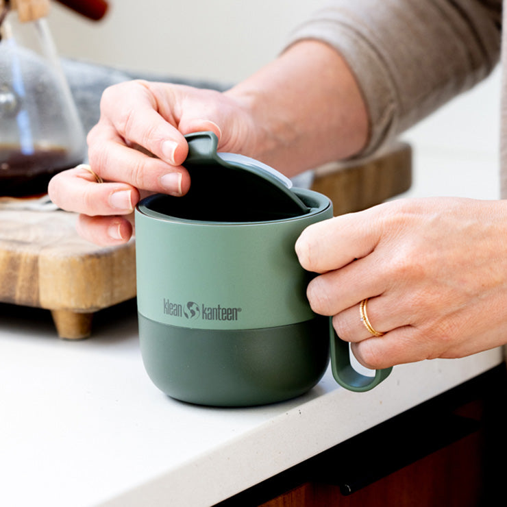 flip-lid-m3 rise_flip_lid_large_coffee_mug.jpg