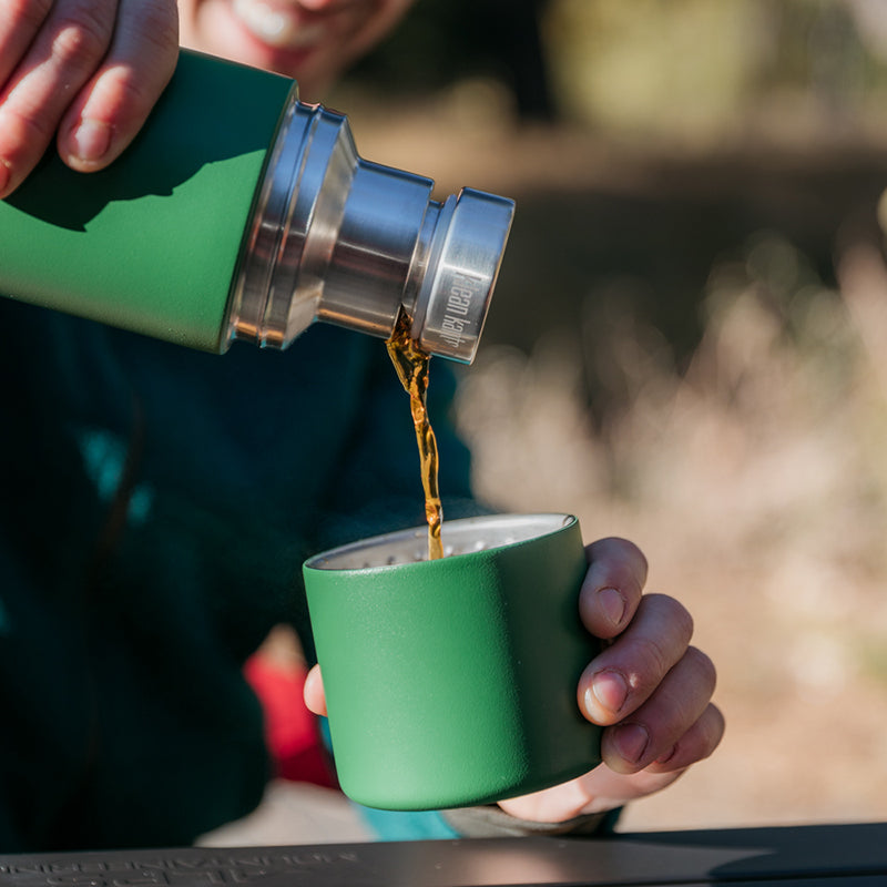 tkpro-maintenance-kit-l1 tkpro_32oz_thermos_green_pourthrough_lifestyle.jpg
